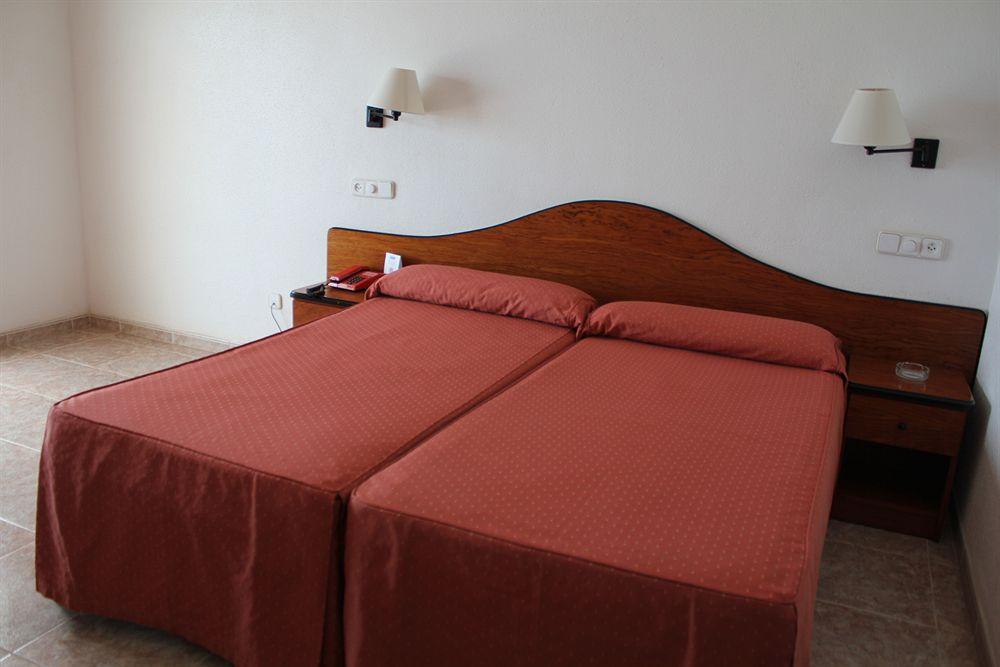 Hotel Rosa Dels Vents ซานต์อันโตนี เด กาโลเญ ภายนอก รูปภาพ
